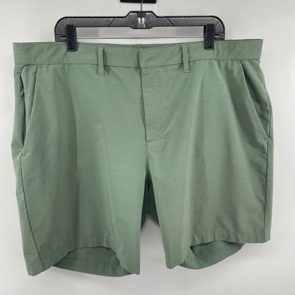 Fabletics The One Short Mens XXL Green Performance Activewear